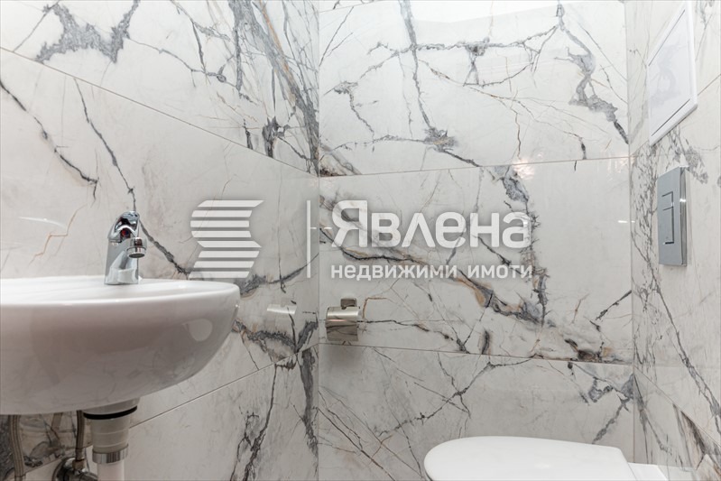 Дава под наем 3-СТАЕН, гр. Пловдив, Кючук Париж, снимка 11 - Апартаменти - 53360167