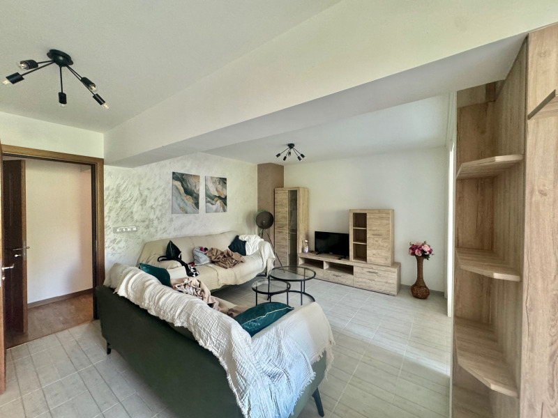 Te huur  3 slaapkamers Sofia , Meditsinska akademija , 104 m² | 70324001 - afbeelding [2]