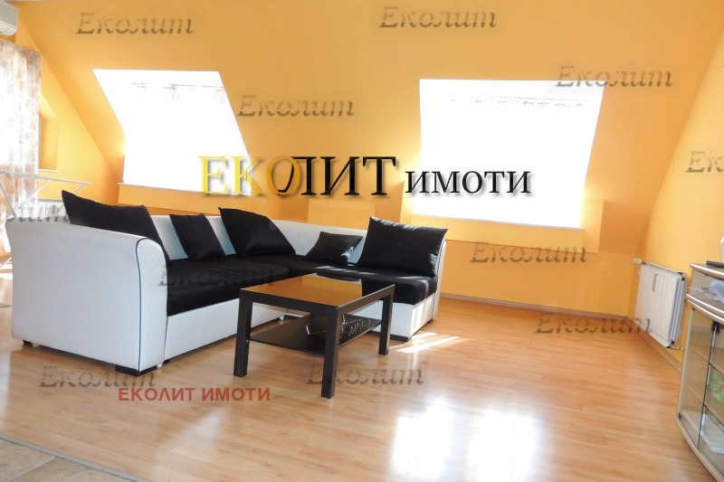 A louer  3 chambres Sofia , Strelbichte , 150 m² | 83144247