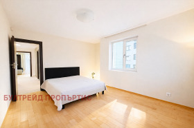 ���� ��� ���� 3-����� | Imot.bg � ����� ������ 9