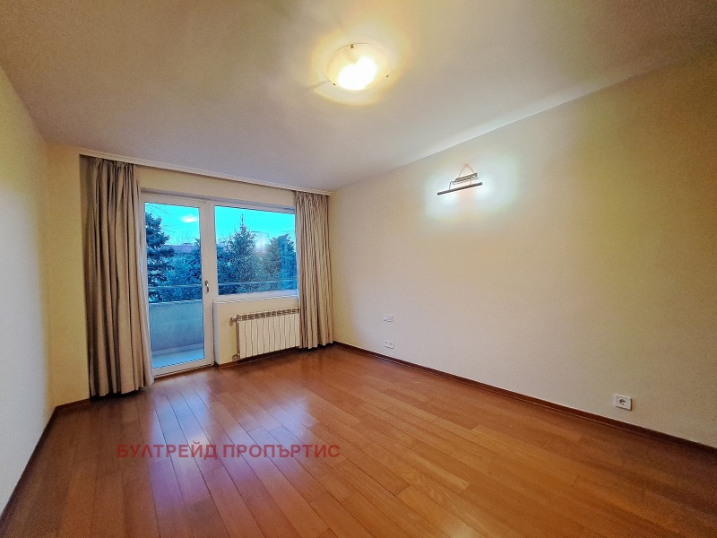 Дава под наем 3-СТАЕН, гр. София, Стрелбище, снимка 10 - Апартаменти - 53159609