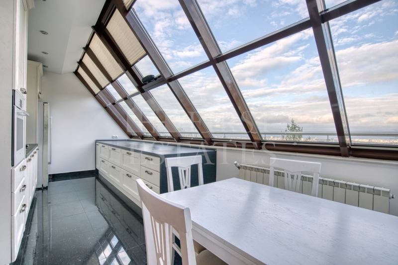 Дава под наем 4-СТАЕН, гр. София, в.з.Киноцентъра, снимка 4 - Апартаменти - 52364113