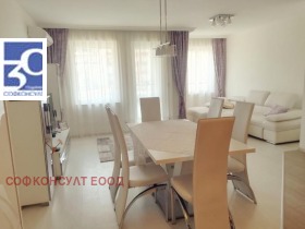 2 makuuhuonetta Zona B-18, Sofia