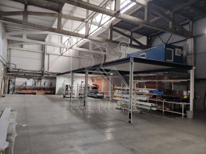 For Rent  Industrial building Plovdiv , Industrialna zona - Trakiya , 2130 sq.m | 53164328 - image [4]