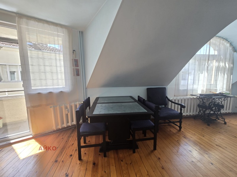 K pronájmu  1 ložnice Sofia , Centar , 85 m2 | 79829243 - obraz [6]