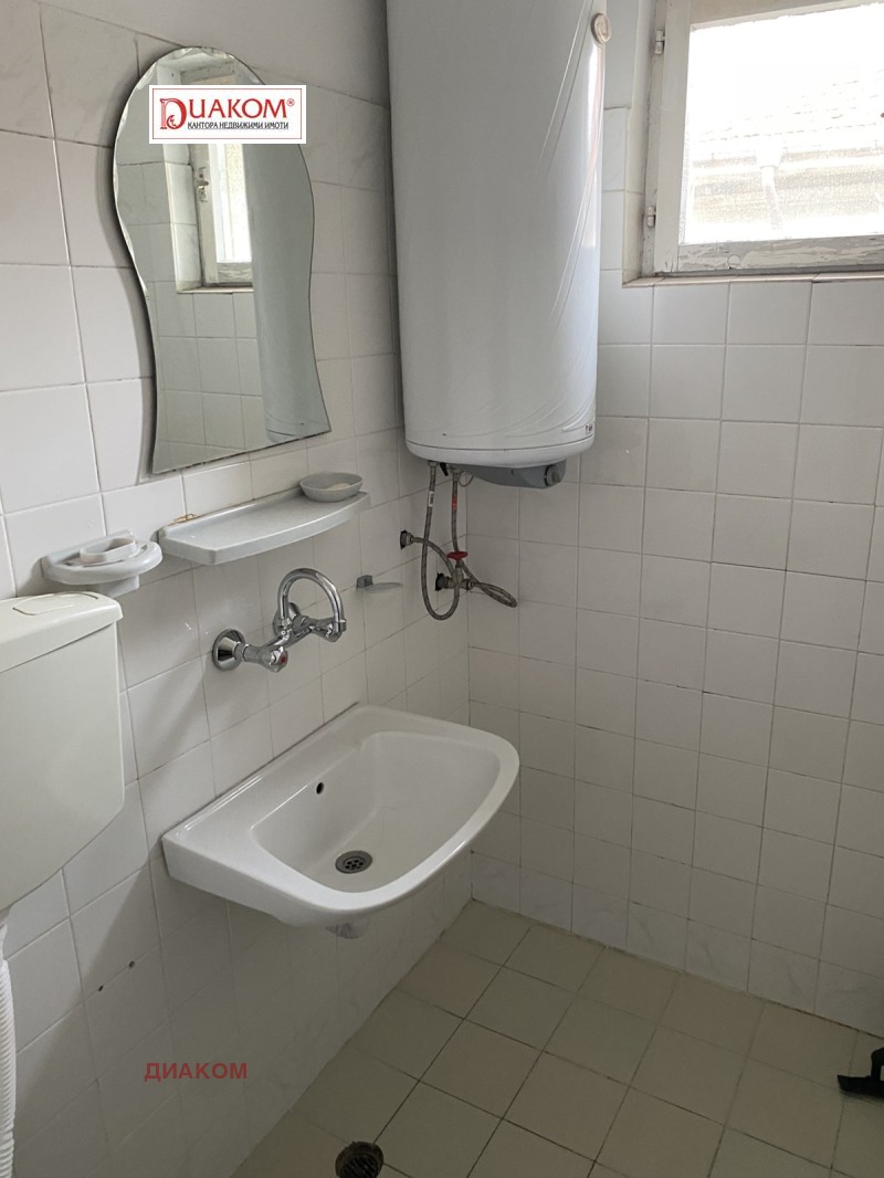 Дава под наем 2-СТАЕН, гр. Бургас, Център, снимка 11 - Апартаменти - 53505085