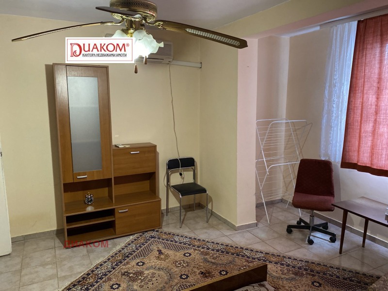 Дава под наем 2-СТАЕН, гр. Бургас, Център, снимка 2 - Апартаменти - 53505085