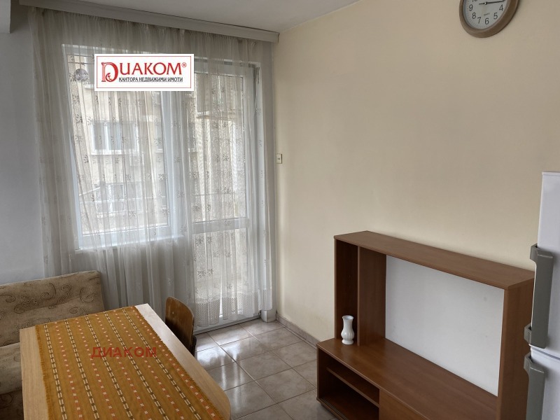 Дава под наем 2-СТАЕН, гр. Бургас, Център, снимка 8 - Апартаменти - 53505085