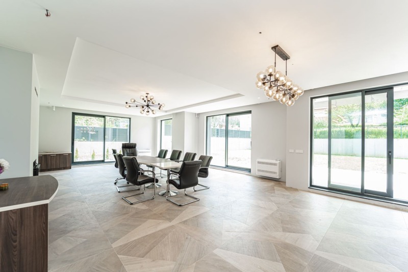 Para alugar  Casa Sofia , Boiana , 820 m² | 95428022