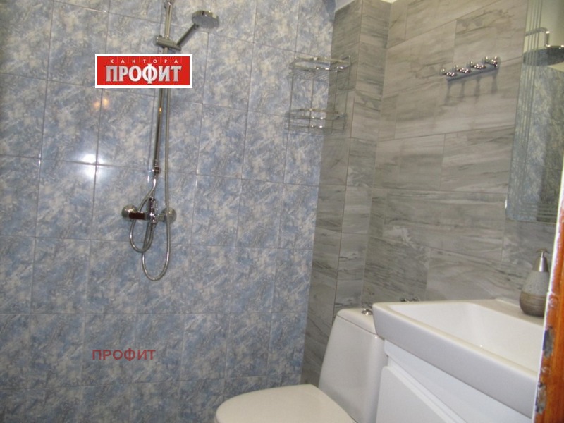 En renta  1 dormitorio Plovdiv , Jristo Smirnenski , 70 metros cuadrados | 96477295 - imagen [12]