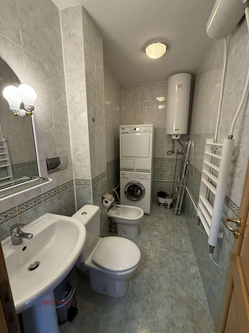 K pronájmu  2 ložnice Plovdiv , Maraša , 120 m2 | 92363708 - obraz [13]