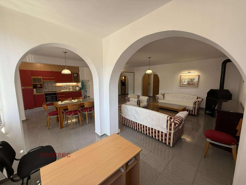 K pronájmu  2 ložnice Plovdiv , Maraša , 120 m2 | 92363708 - obraz [3]