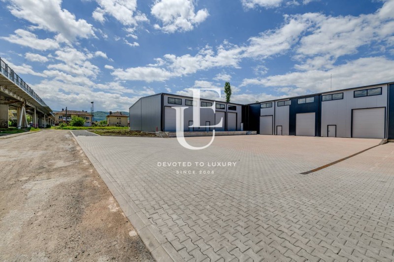 Do wynajęcia  Budynek przemysłowy Sofia , German , 400 mkw | 60700608 - obraz [8]