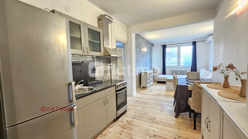 Zu vermieten  2 Schlafzimmer Sofia , Zentar , 75 qm | 42550251 - Bild [4]