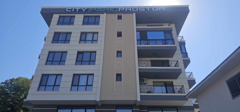 Дава под Наем ПАРКОМЯСТО в град Кърджали, Център - 18 кв.м / 51.13 € » 100 лв., ТБС БГПРОПЪРТИС
