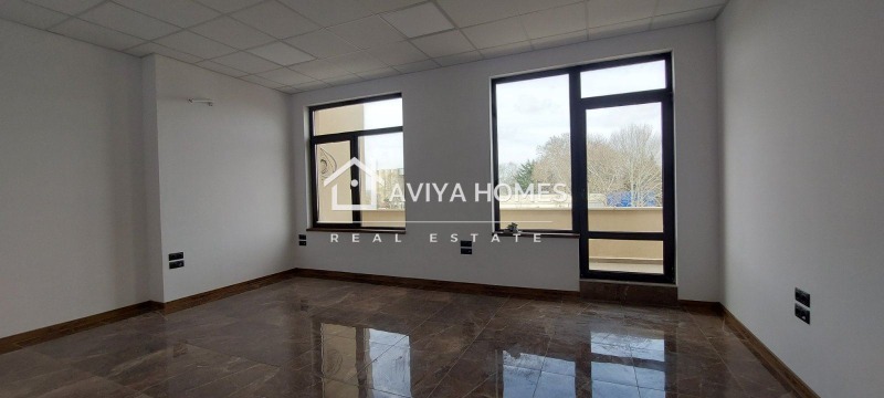 K pronájmu  Kancelář Varna , Zapadna promišlena zona , 364 m2 | 76592313 - obraz [4]