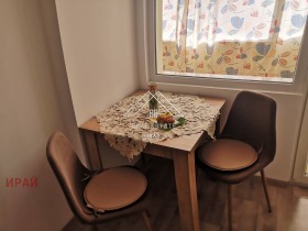 1 Schlafzimmer Zentar, Stara Zagora 9