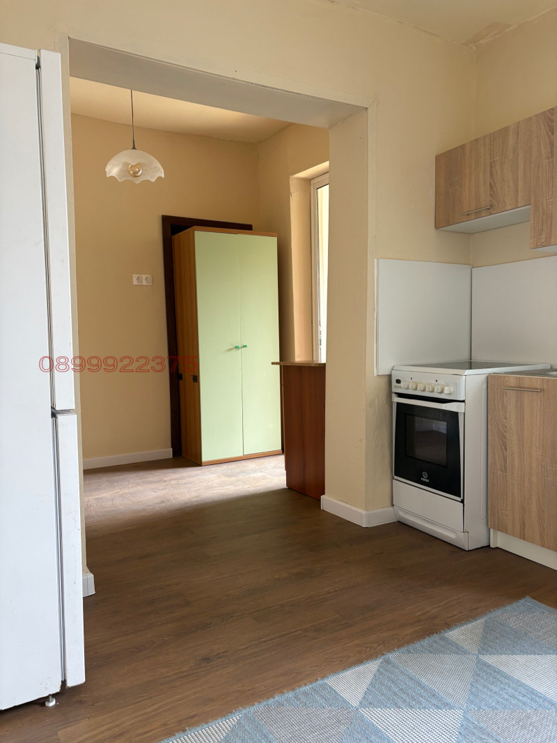 Дава под наем КЪЩА, гр. София, Център, снимка 7 - Къщи - 53159152