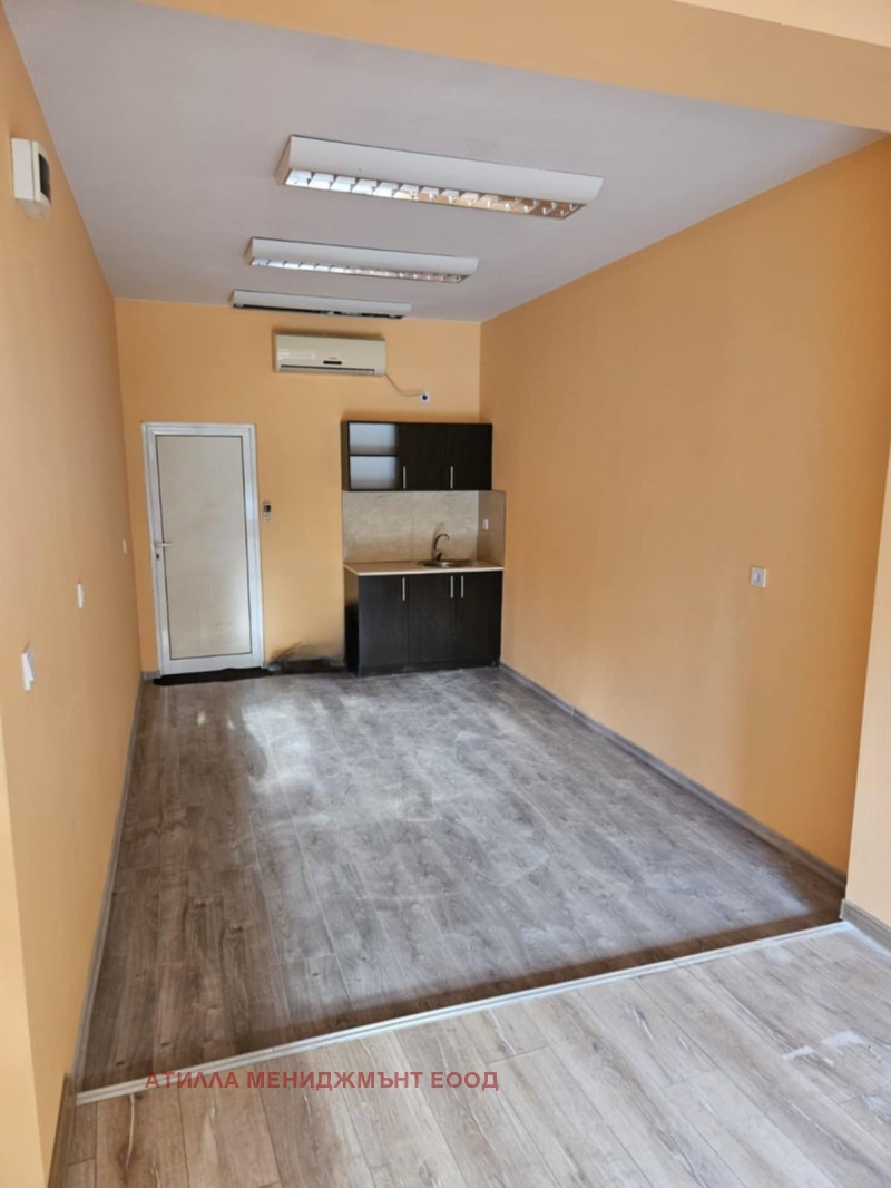 K pronájmu  Prodejna Plovdiv , Karšijaka , 40 m2 | 74680270 - obraz [4]