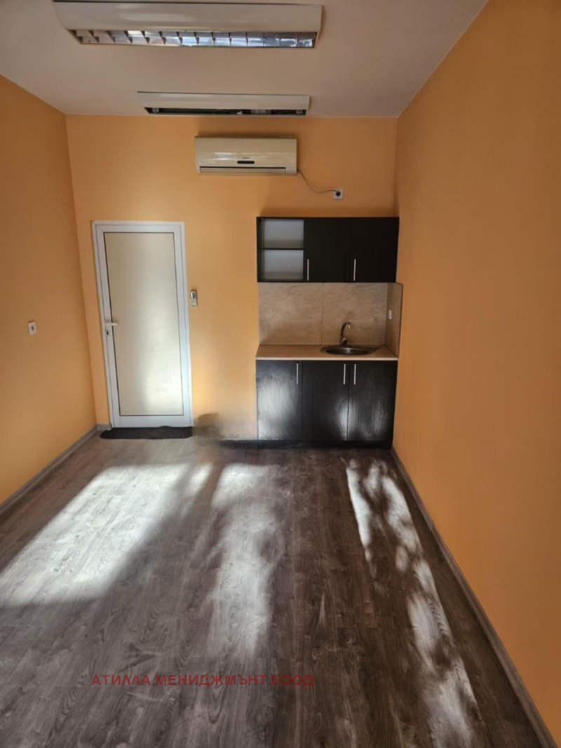 K pronájmu  Prodejna Plovdiv , Karšijaka , 40 m2 | 74680270 - obraz [2]