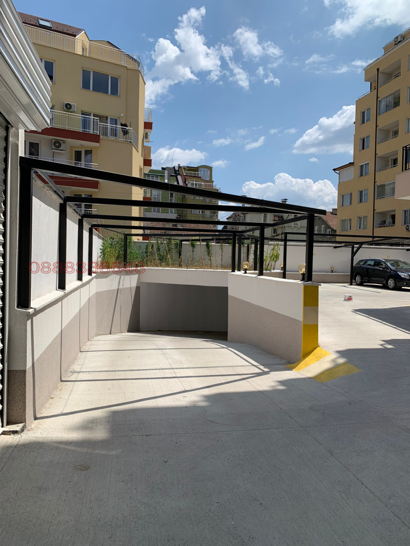 Дава под наем ГАРАЖ, ПАРКОМЯСТО, гр. София, Надежда 2, снимка 3 - Гаражи и паркоместа - 52621211