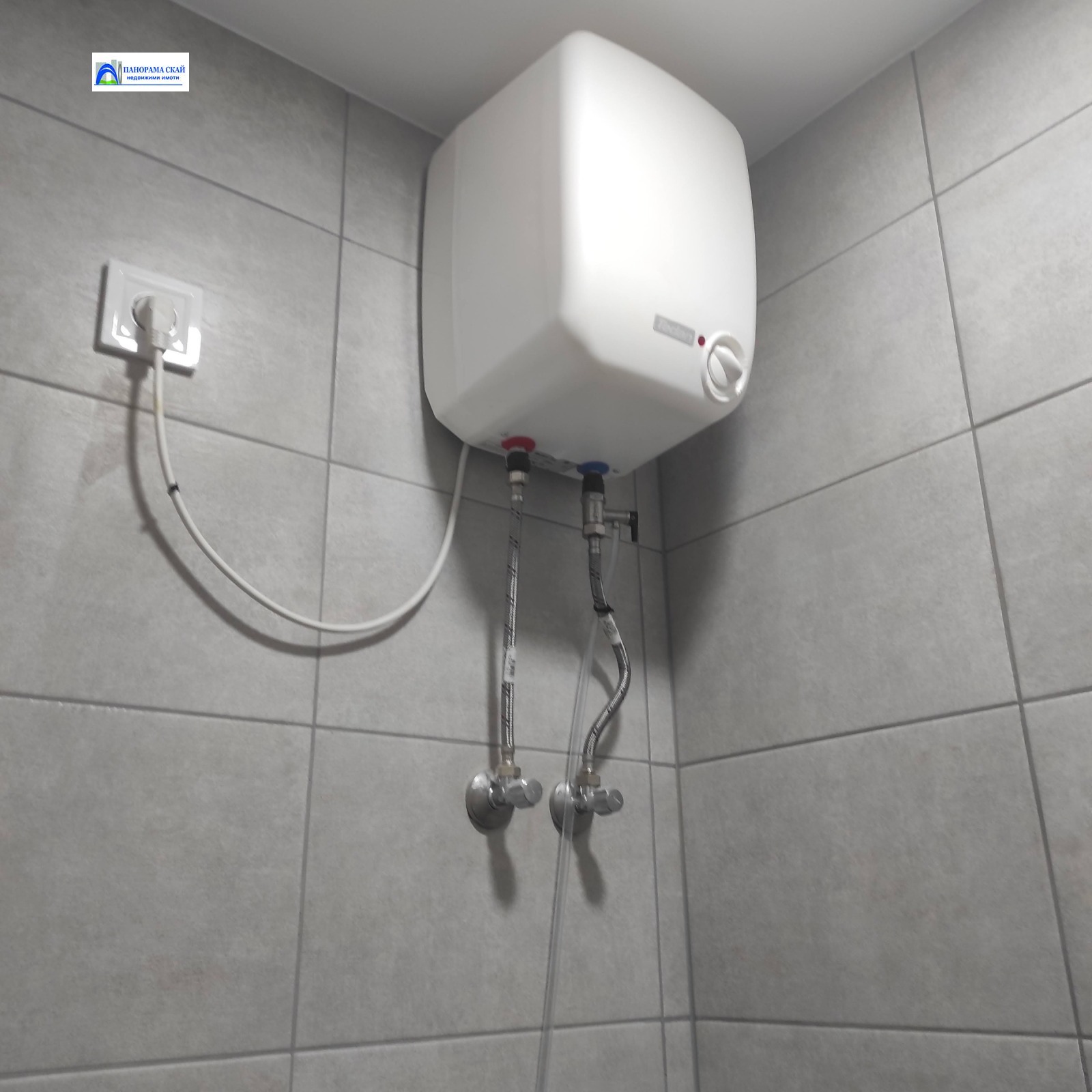 Дава под наем ОФИС, гр. Плевен, Идеален център, снимка 12 - Офиси - 53861427