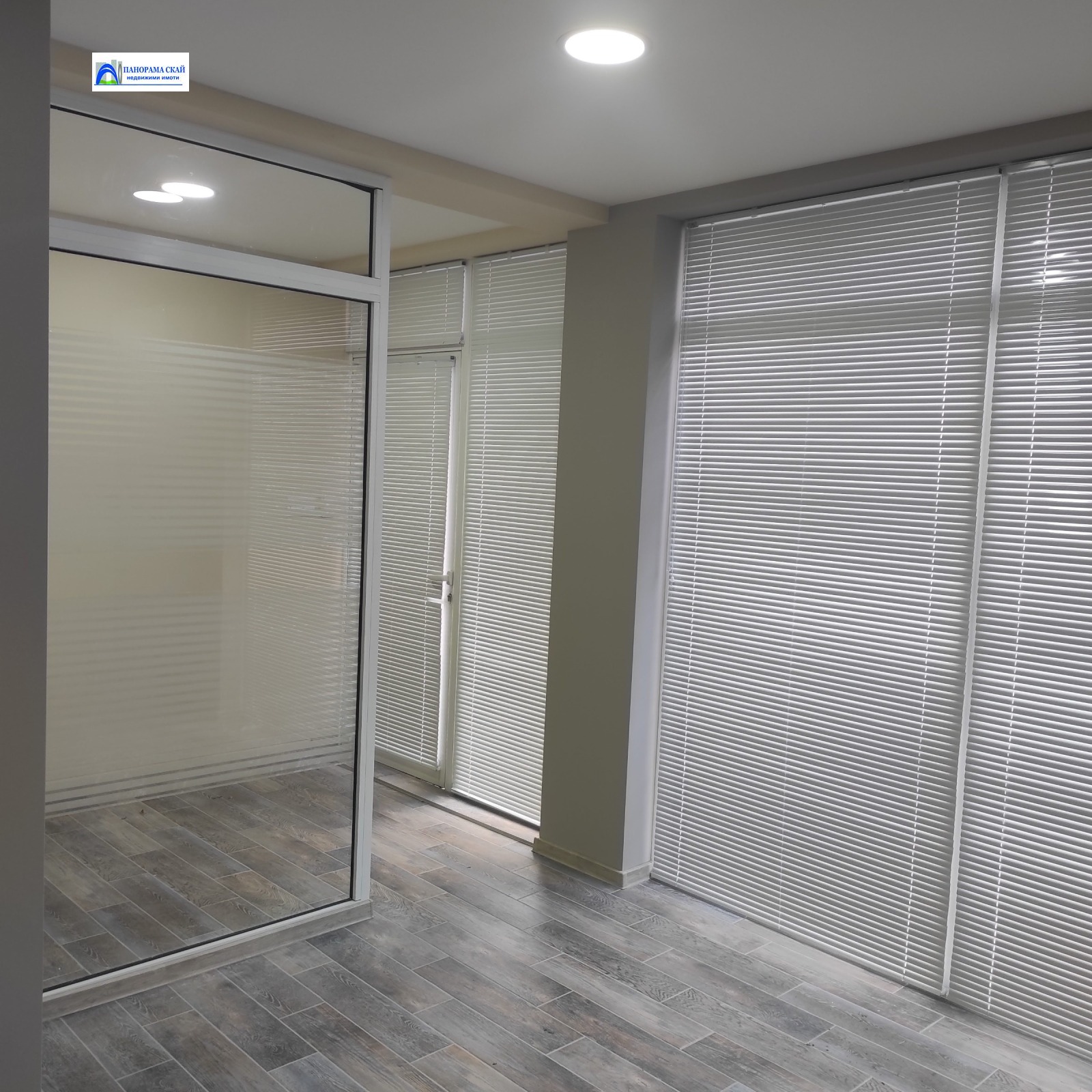 Дава под наем ОФИС, гр. Плевен, Идеален център, снимка 3 - Офиси - 53861427