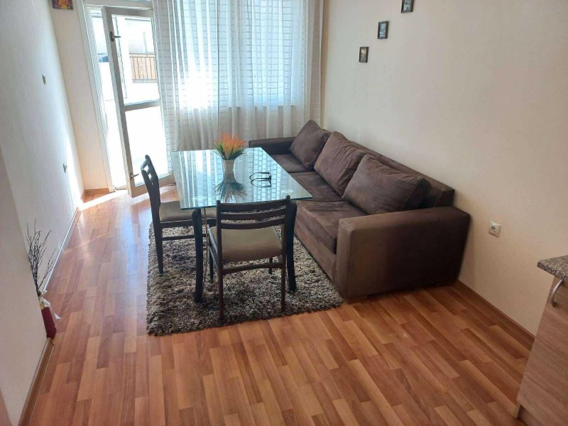 Дава под наем 3-СТАЕН, гр. Варна, Левски 1, снимка 2 - Апартаменти - 53176188