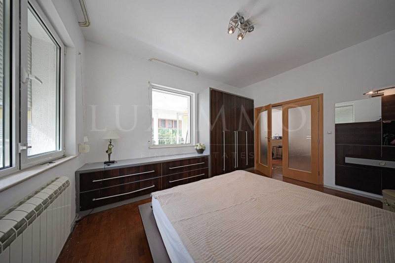 Para alugar  3 quartos Sofia , Iztok , 130 m² | 76276360 - imagem [9]