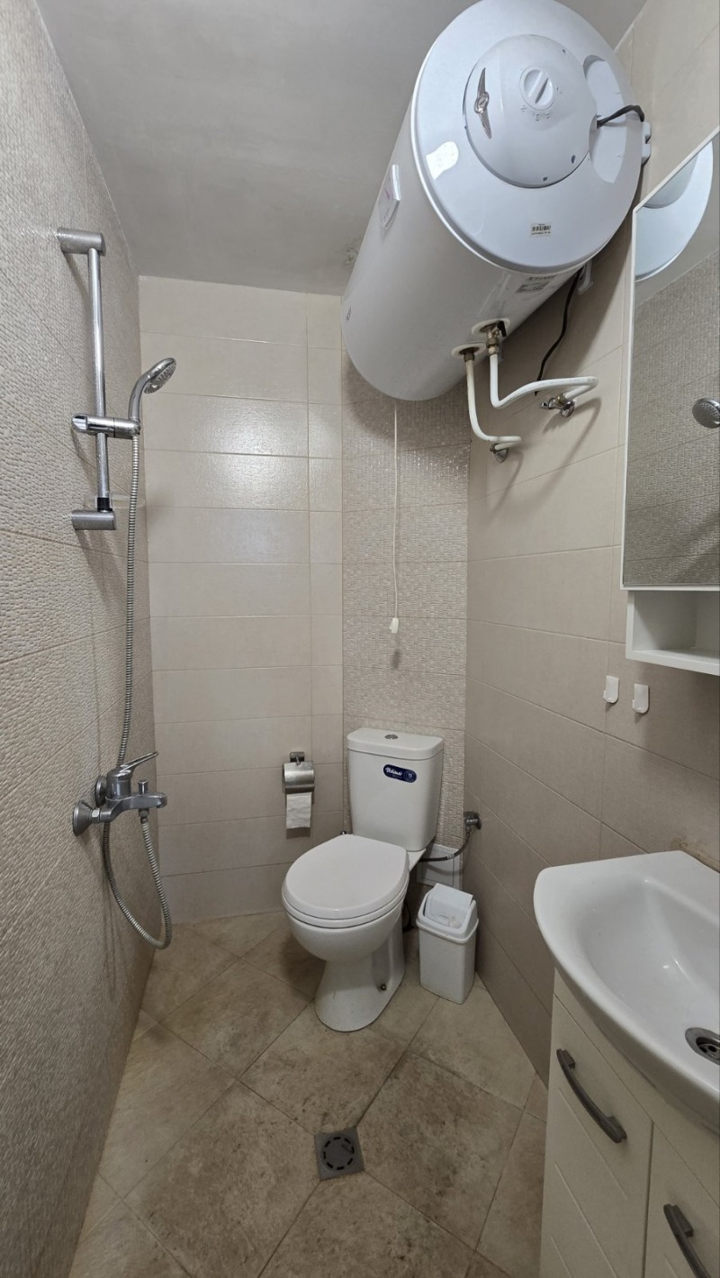 Дава под наем КЪЩА, с. Ябълково, област Кюстендил, снимка 6 - Къщи - 52991230