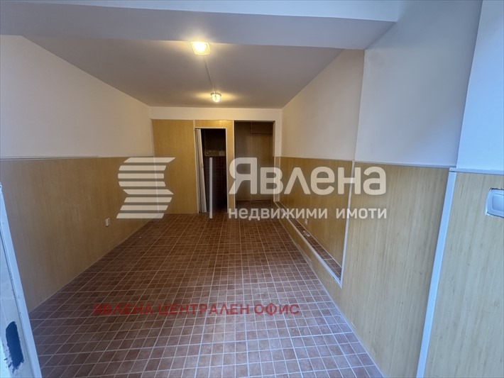 Дава под наем ГАРАЖ, ПАРКОМЯСТО, гр. София, Редута, снимка 3 - Гаражи и паркоместа - 56077530