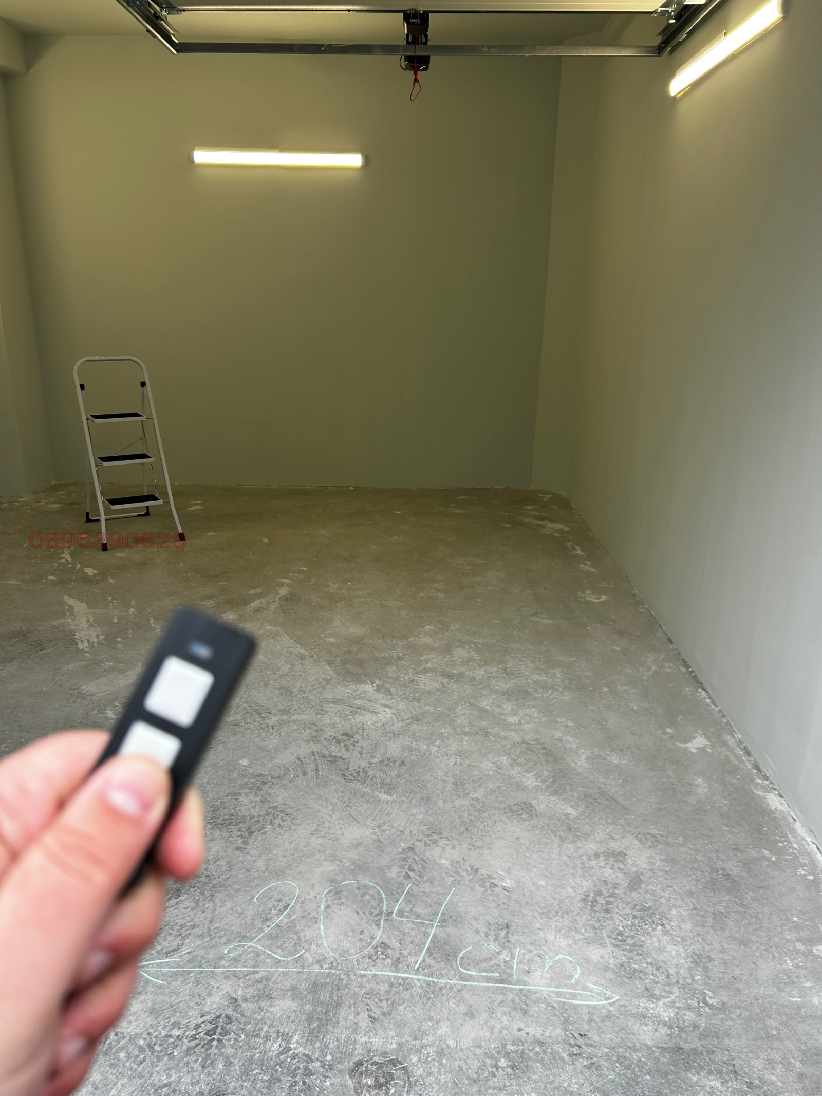 Дава под наем ГАРАЖ, ПАРКОМЯСТО, гр. Русе, Веждата, снимка 2 - Гаражи и паркоместа - 53678599