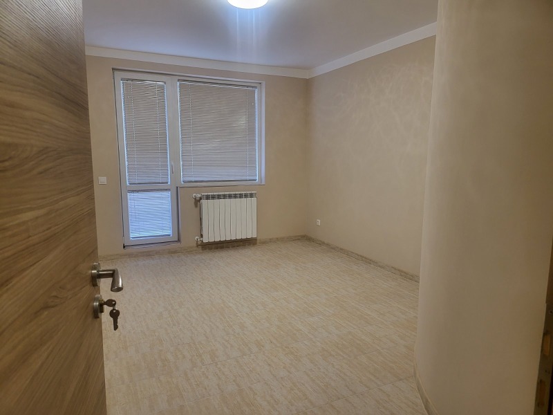 Vuokrattavana  Toimisto Sofia , Zona B-19 , 190 neliömetriä | 78475483 - kuva [14]