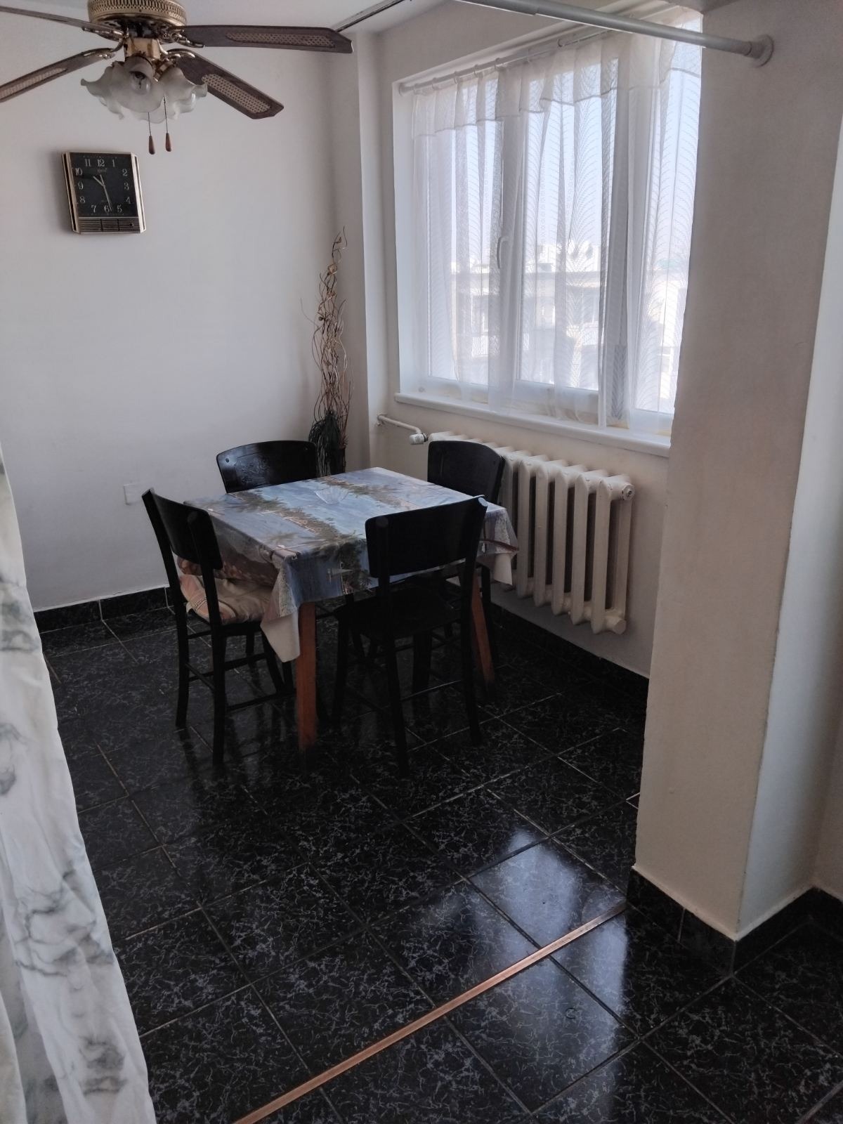 Дава под наем 3-СТАЕН, гр. София, Сухата река, снимка 2 - Апартаменти - 55583931