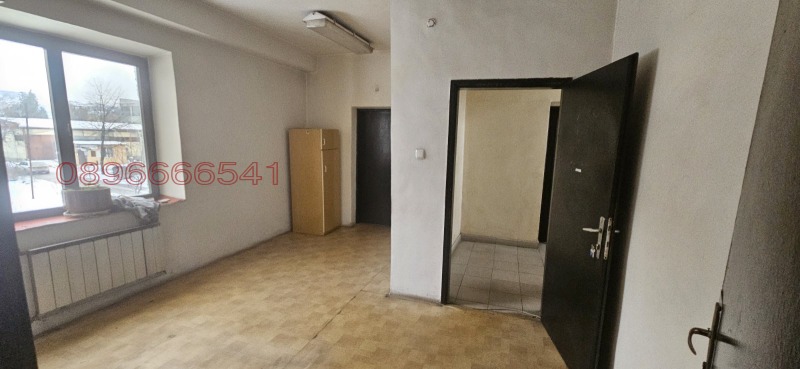 Дава под наем ОФИС, гр. Русе, Промишлена зона - Запад, снимка 6 - Офиси - 53153614