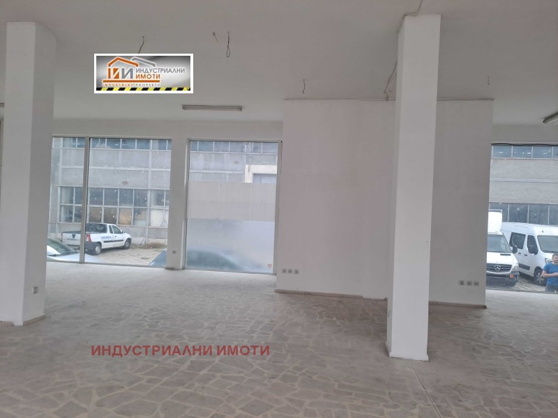 K pronájmu  Prodejna Plovdiv , Industrialna zona - Jug , 100 m2 | 62756137 - obraz [2]