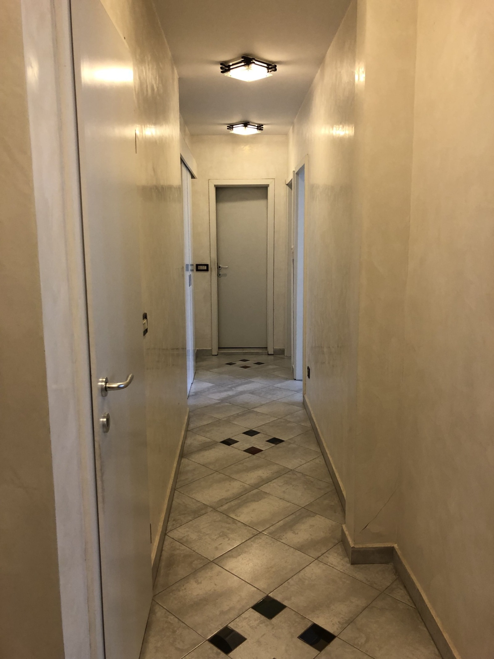 Дава под наем 3-СТАЕН, гр. София, Витоша, снимка 6 - Апартаменти - 53991130