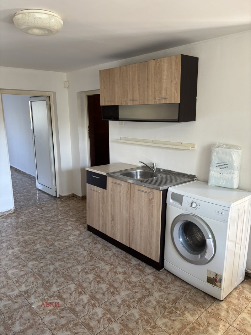 Дава под Наем 2-СТАЕН в област Габрово, гр. Севлиево - 45 кв.м / 130 € » 254.26 лв., ЛЪКИ