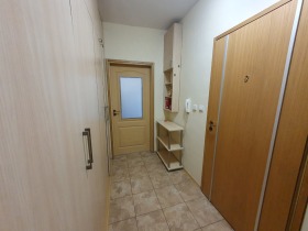 Studio Sveta Troitsa, Sofia 7