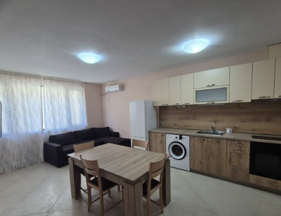 Дава под наем 2-СТАЕН, гр. Велико Търново, Акация