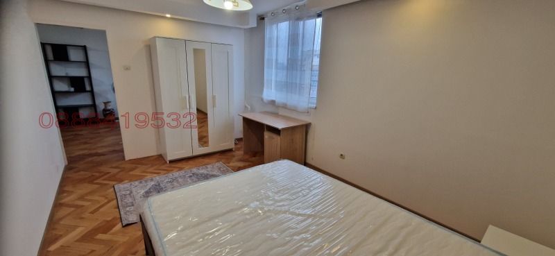 Дава под наем 3-СТАЕН, гр. София, Гоце Делчев, снимка 12 - Апартаменти - 53056116