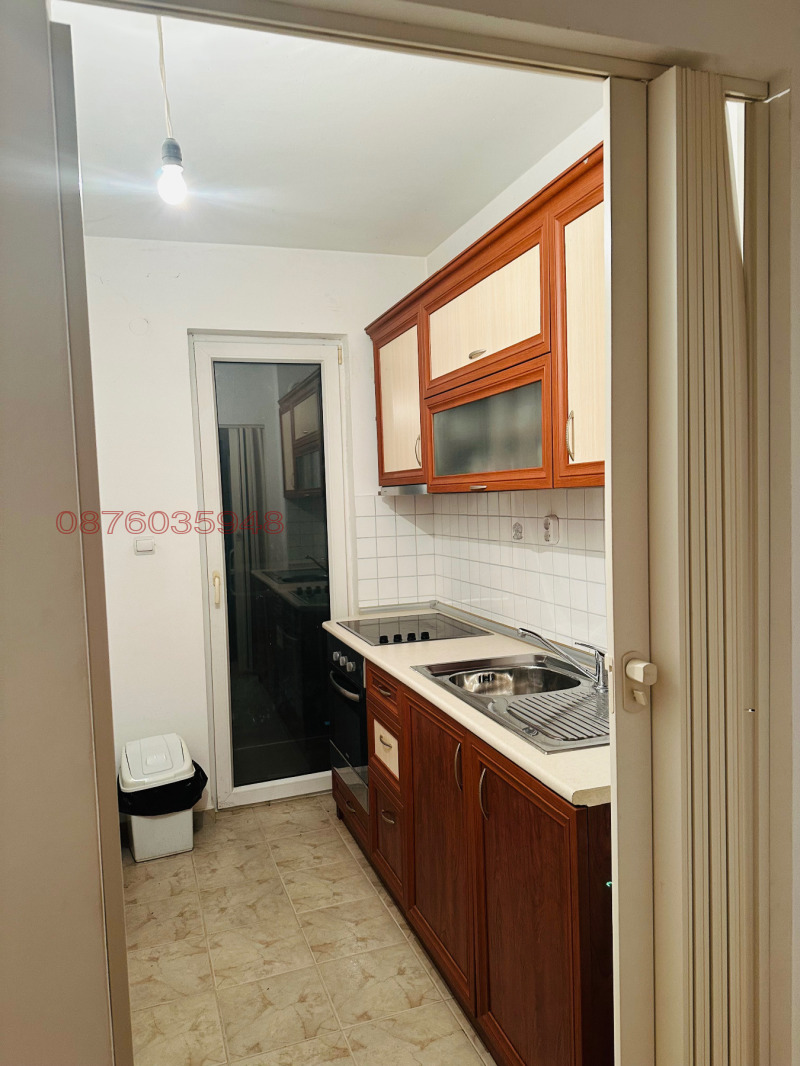 Дава под наем 3-СТАЕН, гр. Пловдив, Кючук Париж, снимка 3 - Апартаменти - 53102896