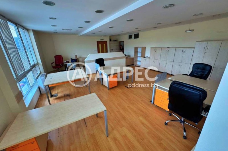 A louer  Bureau Sofia , Mladost 4 , 143 m² | 82642472 - image [2]