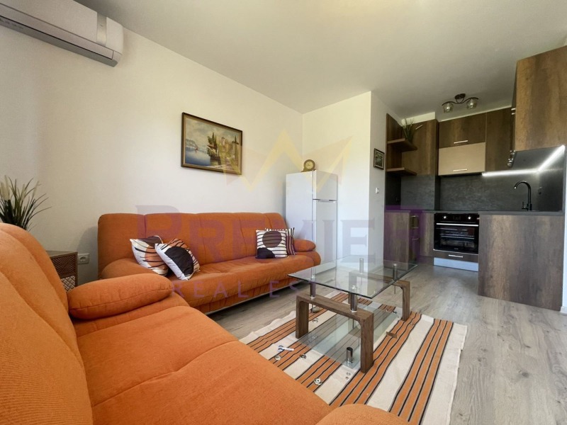 Издаје се  1 спаваћа соба Варна , Кајсиева градина , 55 м2 | 23866581 - слика [4]