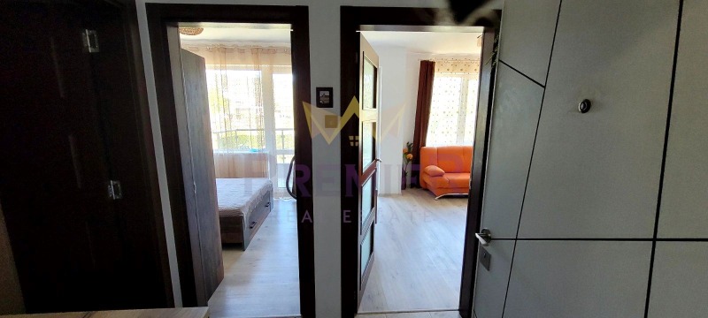 Издаје се  1 спаваћа соба Варна , Кајсиева градина , 55 м2 | 23866581 - слика [8]