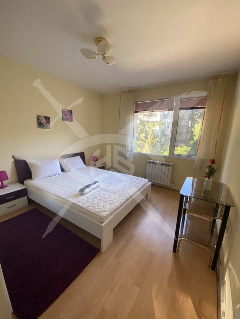 Дава под наем 2-СТАЕН, гр. София, Център, снимка 2 - Апартаменти - 53201253