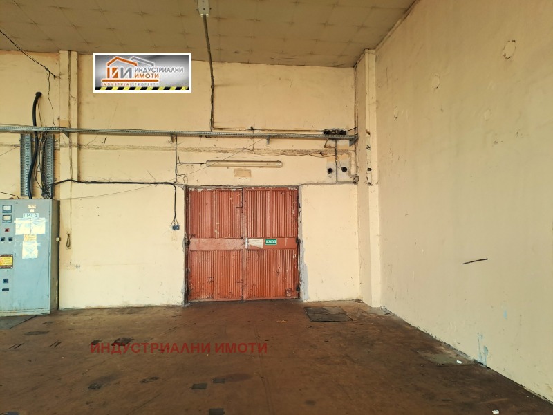 Дава под наем СКЛАД, гр. Пловдив, Индустриална зона - Тракия, снимка 2 - Складове - 53383849