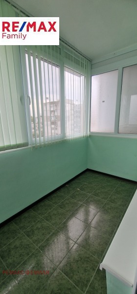    4- | Imot.bg    11