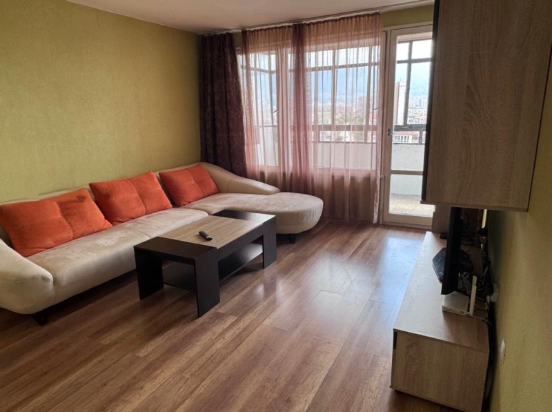 En renta  1 dormitorio Sofia , Jipodruma , 70 metros cuadrados | 39943893 - imagen [2]
