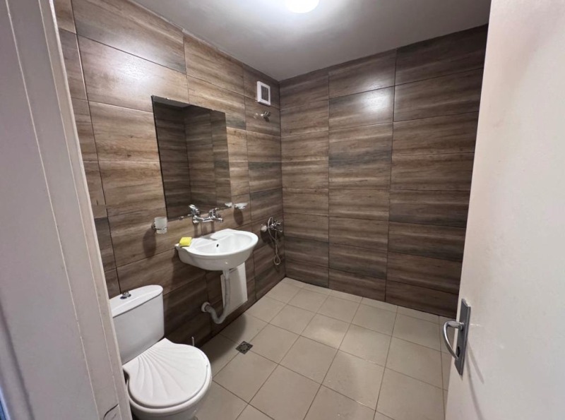 En renta  1 dormitorio Sofia , Jipodruma , 70 metros cuadrados | 39943893 - imagen [8]